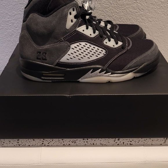 Jordan 5 anthracite main image 2